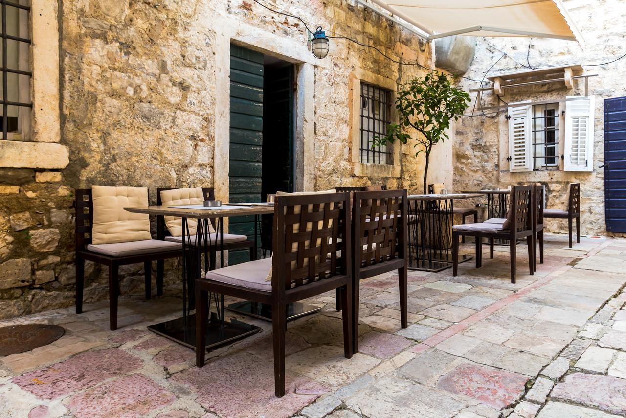 Boutique Hotel Hippocampus Kotor Exterior foto